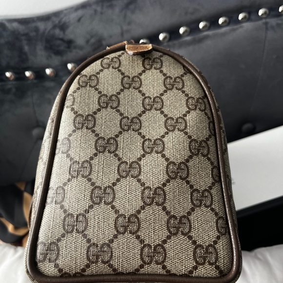 Reposhing authentic Gucci loved it but ready to rotate. - Picture 8 of 15